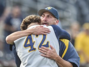 WVU baseball coach Randy Mazey wins Furfari Award